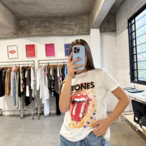 Remera Stone Beach