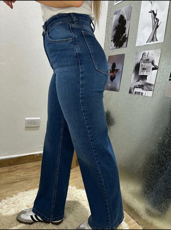 Jeans Calgary - Image 2