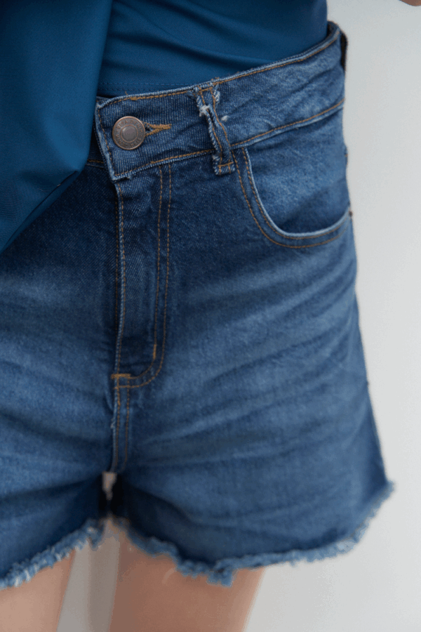 Short Genario - Image 2