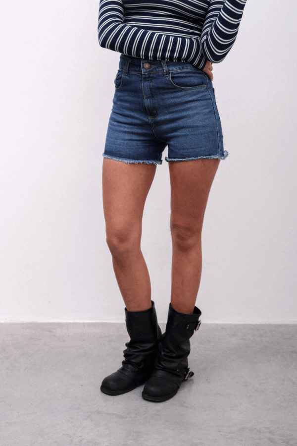 Short Genario - Image 4